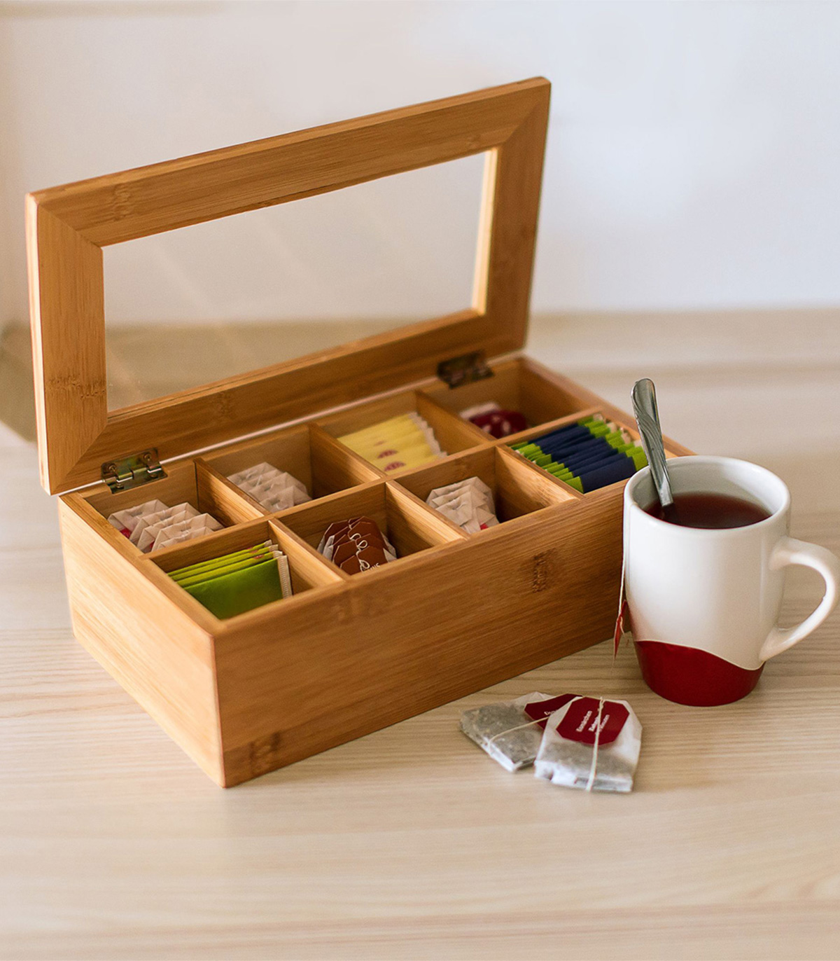 Cutie pentru ceai, 8 compartimente, capac vizualizare, bambus natur lacuit
